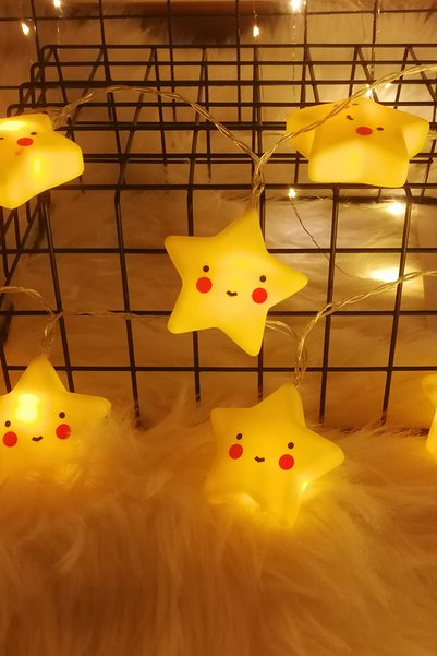 Hello Minies Toys&Accessories Led Işıklı Gülen 10 Yıldız Dizeleri 2 Metre Şirin Loş Gece Oda Lambası