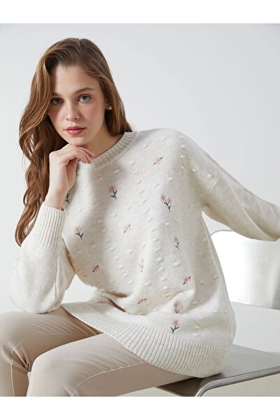 LC Waikiki Lcw Modest Ekru Bisiklet Yaka Çiçek Nakışlı Kadın Triko Tunik