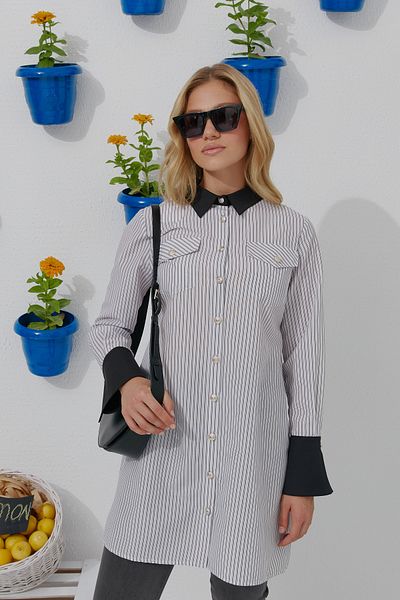 Fatma Atasoy Cămașă albă cu dungi Blazer
