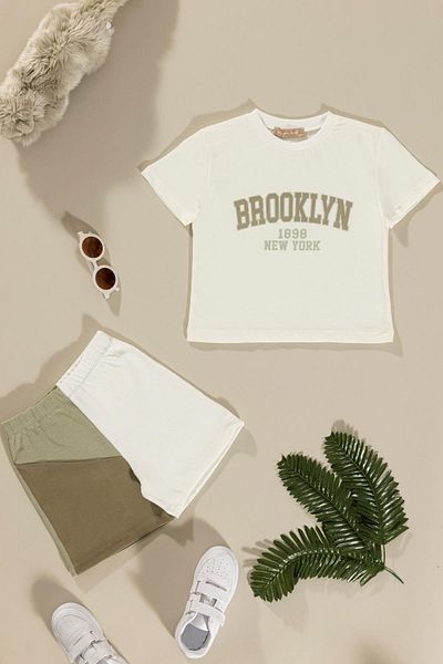 for you kids Green Printed Garnished Suit Set