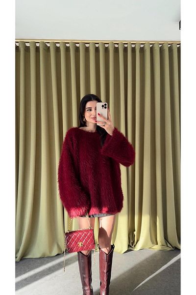 HAZELANNA Long Bearded Burgundy Sweater