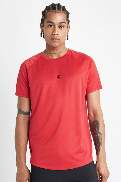DeFacto Bedrucktes Slim-Fit-Sport-T-Shirt mit Rundhalsausschnitt – kurze Ärmel V2887az24sp