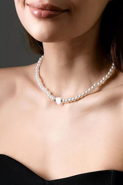 New Obsessions Elegant Love Necklace with Pearl Heart Detail