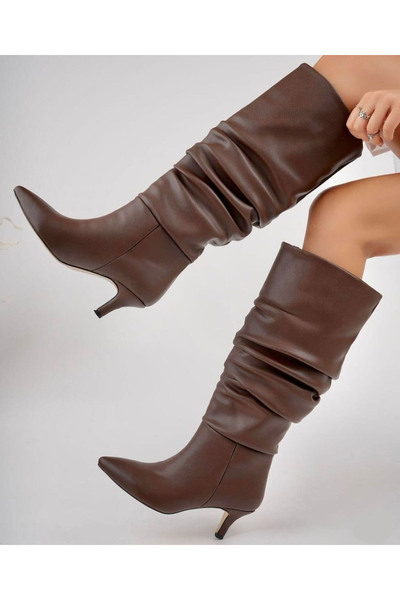Afilli Bitter Brown Color Women's Thin Short Heels and Gusseted Pipe Stylish Casual Boots - Boots