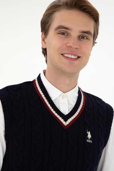 U.S. Polo Assn. Мъжки тъмносин пуловер 50295889-VR033
