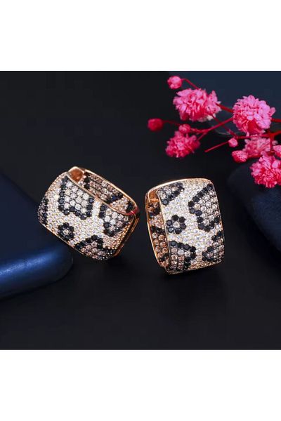 TAKİŞKO COMPLETE Rhinestone LEOPARD EARRING