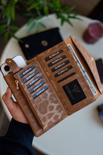 Garbalia Envelope Envelope Model Leopard Gold Wallet with Phone and Coin Compartment
