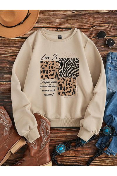 PALPİTO Γυναικείο μπλουζάκι μπεζ Love Is Wild με στάμπα με λαιμόκοψη oversize