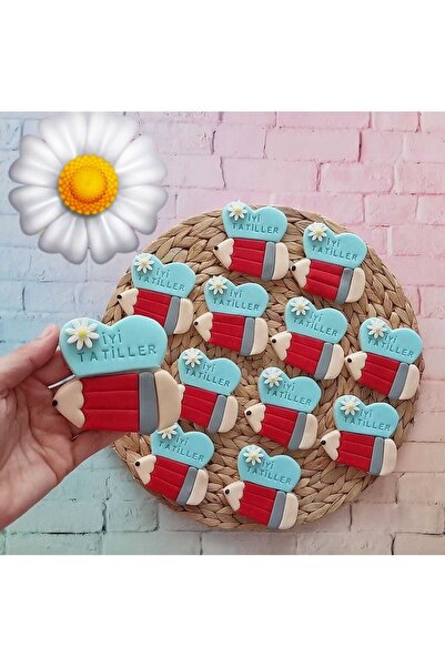 Tatlı Armağanlar İyi Tatiller Yazılı Kalpli Kalem Butik Kurabiye - 20 Adet