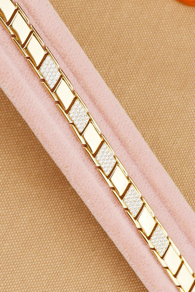 Keyifli Hayaller Xuping Vip Marka Geometrik Taşlı Kordon Model Bileklik Gold Kararmaz 17+2cm Kuyumcu İşçiliği