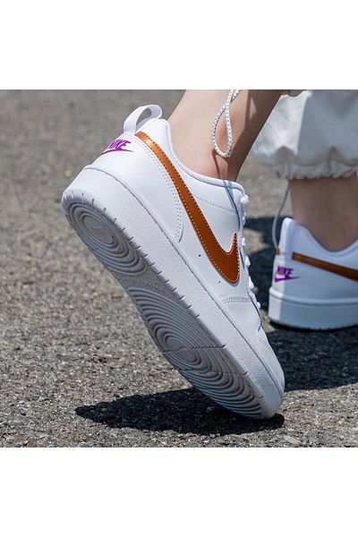 Nike Court Borough Low 2 Se White Sneakers