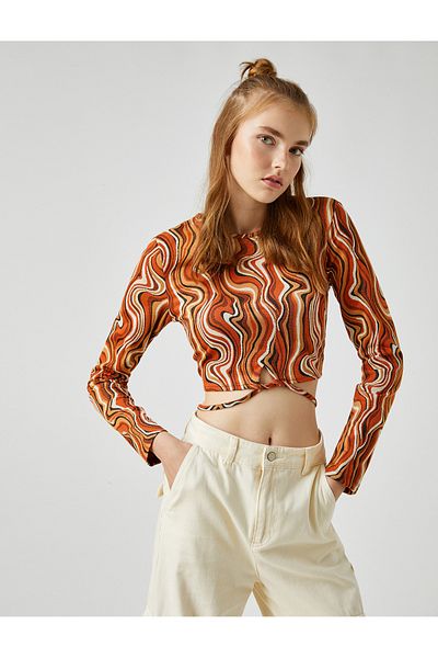 Koton T-shirt z długim rękawem Crop Window Szczegółowe informacje