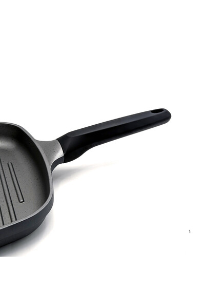 Prestige Essential Cast Aluminum black 28cm Grill Pan Induction-Based