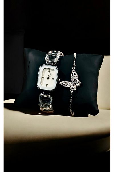 pullmarkt Bracelet + Stone Model Women's Watch