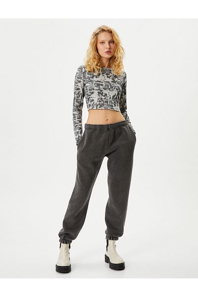 Koton Crop Printed T-Shirt Long Sleeve Crew Neck Slim Fit Cotton