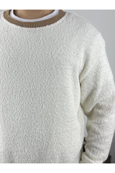 T&M Vertino Peluş Detaylı Oversize Kazak-Beyaz