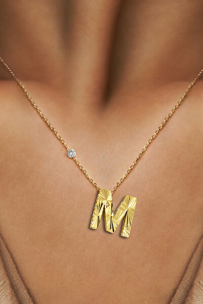 Demas Gold 14 AYAR ALTIN PIRLANTA M KALEMLİ HARF KOLYE