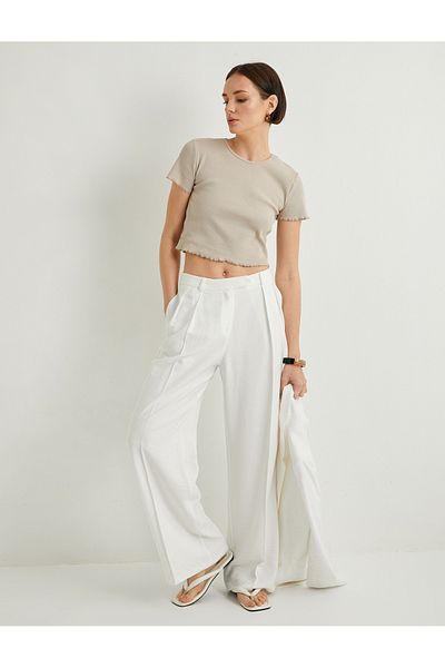 Koton Crop T-shirt με κοντό μανίκι με ραβδώσεις, βαμβακερή λαιμόκοψη
