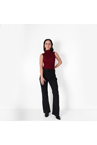 The Reyda Bordo Dik Yaka Atlet