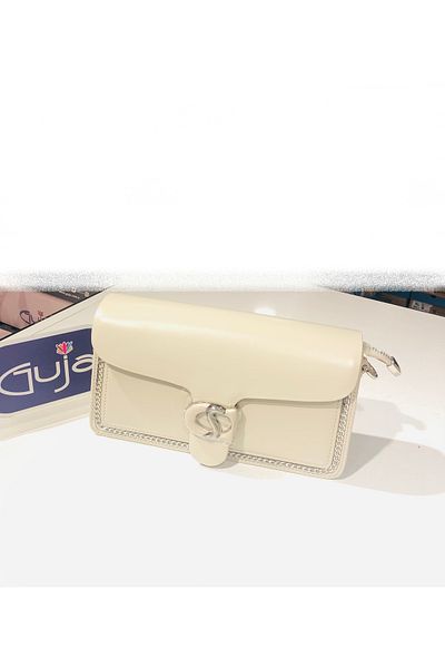 Guja ARME CITY GUJA AC025YG1830 - Чанта тип клъч от мека кожа с едно отделение и презрамка