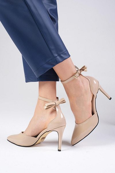 Mio Gusto Sofia Nude Patent Leather Ankle Strap Side Buckle Women's Heeled Shoes