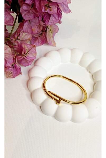 Marka سوار بمشبك مسمار فولاذي ذهبي اللون