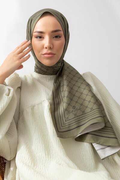 Silk Home 21 Silk Home Monogram Twill Shawl 6514