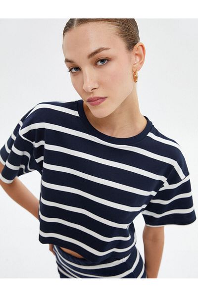 Koton Tricou crop cu mânecă scurtă