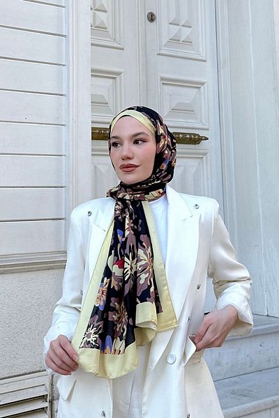 İpekhan Nature Freesia Soft Shawl Cream Μαύρη 3038-07