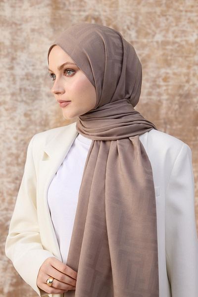 İpekhan Fendi Pattern Βαμβακερό Ζακάρ Σάλι Milk Coffee 8009-20