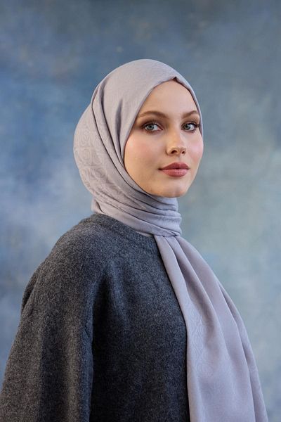 İpekhan Σάλι ζακάρ από βαμβακερό σχέδιο με γκρι λογότυπο - 8008-09