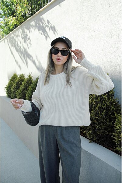 Bengi Clothing Women's Color Blocked Black Sweater