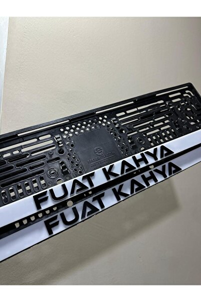 EFELER PLASTİK BEYAZ ÜSTÜ SİYAH PLEKSİ KABARTMALI ARABA PLAKALIK