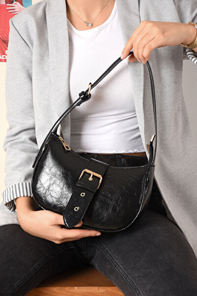 thegirlhouse حقيبة كتف نسائية بتصميم رفيع من الجلد الصناعي اللامع للموسم الجد...