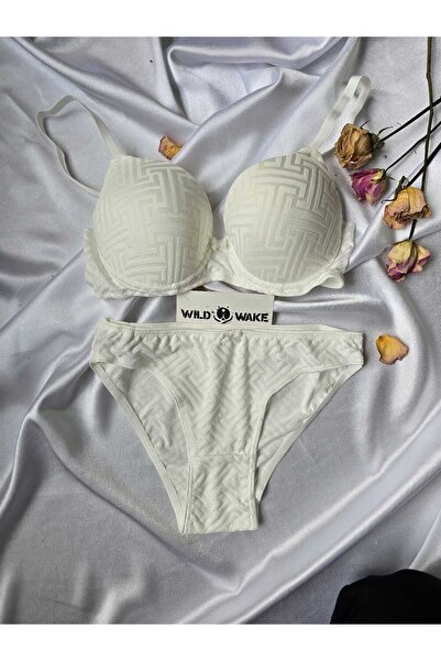 Wild Wake Esnek Kumaş Dolgulu Çizgi Detaylı Sütyen Takımı