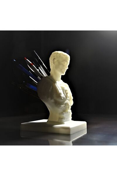 stdeta حامل قلم جيول سيزر 15 سم بتصميم زخرفي