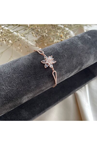 Lovera Jewellery 925 Ayar Gümüş Rose Beyaz Taşlı Lotus Çiçeği Kadın Bileklik ...
