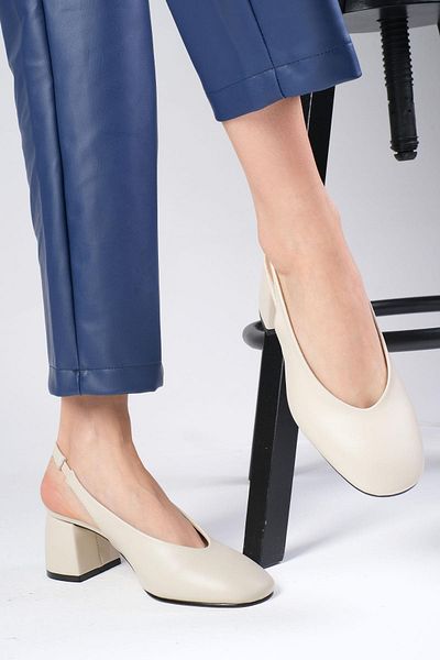 Mio Gusto Karina Skin Color Thick Heeled Women's Open Back Shoes