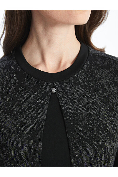 LC Waikiki Μαύρη γυναικεία μπλούζα με σχέδιο με λαιμόκοψη