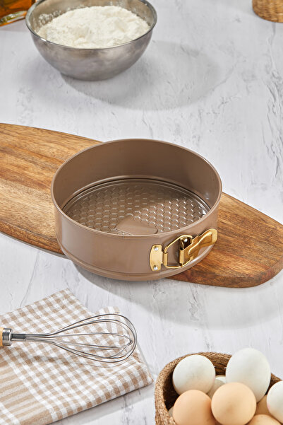 Cooker Clamped Steel Cake Mold 20 cm