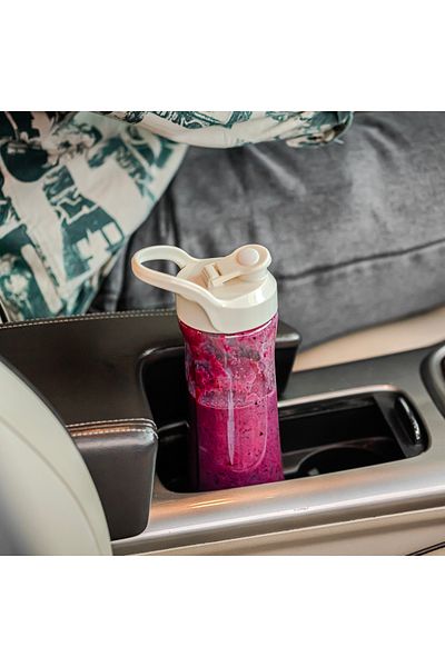Geepas Personal Blender with 2 BPA-Free Tritan Bottles, 600 ML Perfect for making Smoothies, Milkshakes