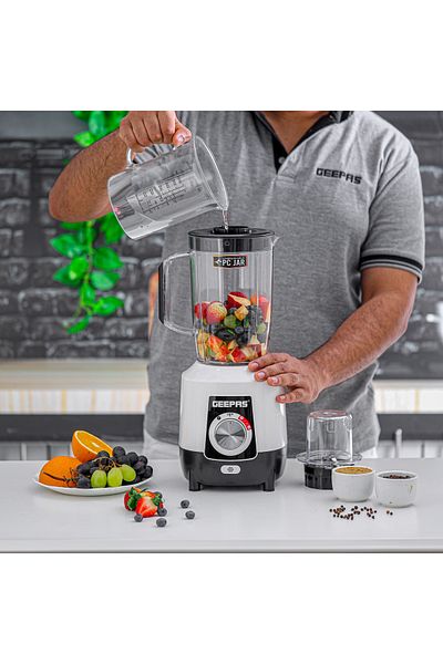 Geepas 2-in-1 Blender- 600 W, Powerful Motor with 2 Speed Setting and Pulse / White and Black