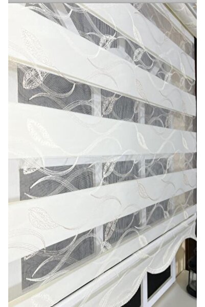 StorBurada Zebra Stor Nakışlı Ekru Etek Dilimli ST 123