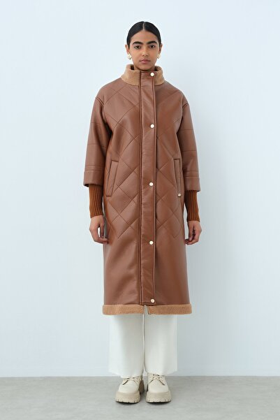 Nihan Kol Detaylı Deri Kaban Taba