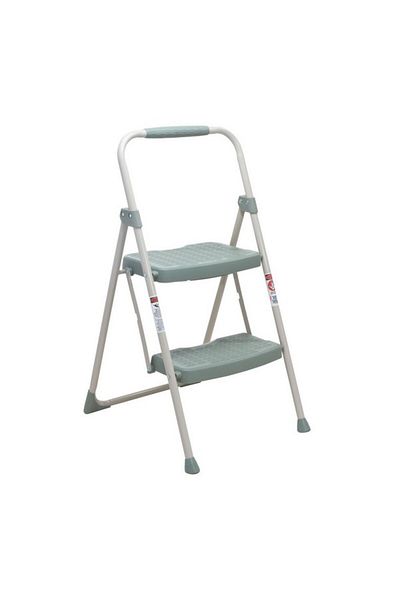 WERNER 2-Step Folding Ladder