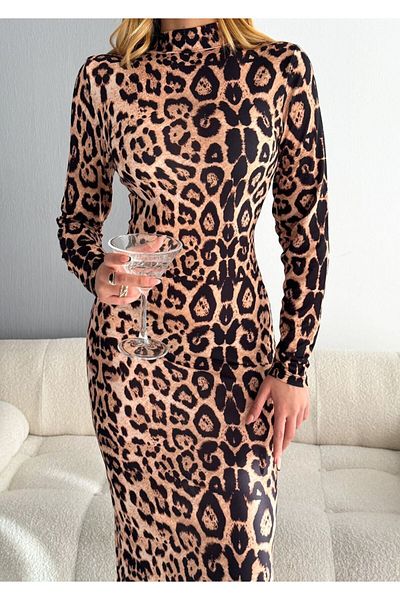 ZoeFlower Rochie cu decolteu cu imprimeu leopard