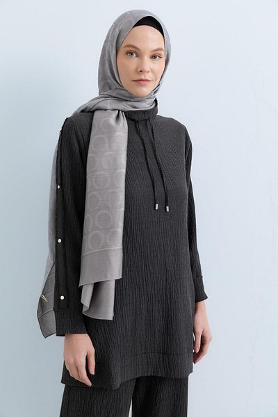 Nihan Comfortable Set - Smoked with Snap-On Sleeves