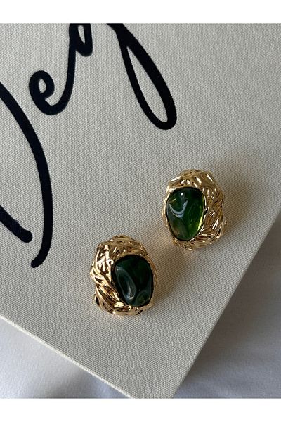 ringbox Gold Patterned Green Stone Earrings