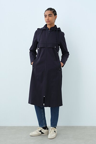 Nihan Seyyar Kapşonlu Cep Detaylı Kap Lacivert