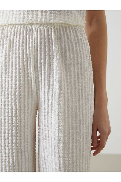 LC Waikiki Elastic Waist Textured Women's Trousers